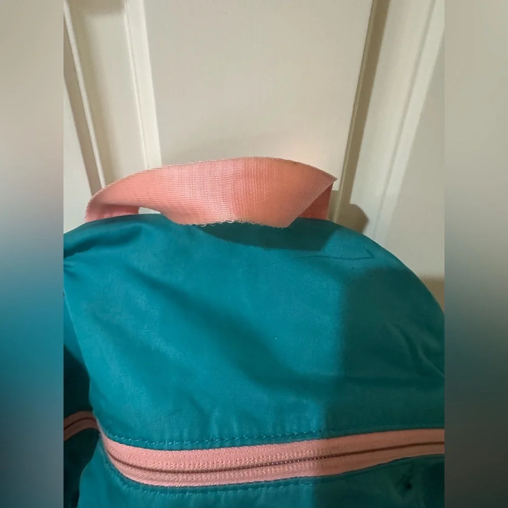 LULULEMON IVIVVA Girl’s Backback in Teal, Pink & Blue